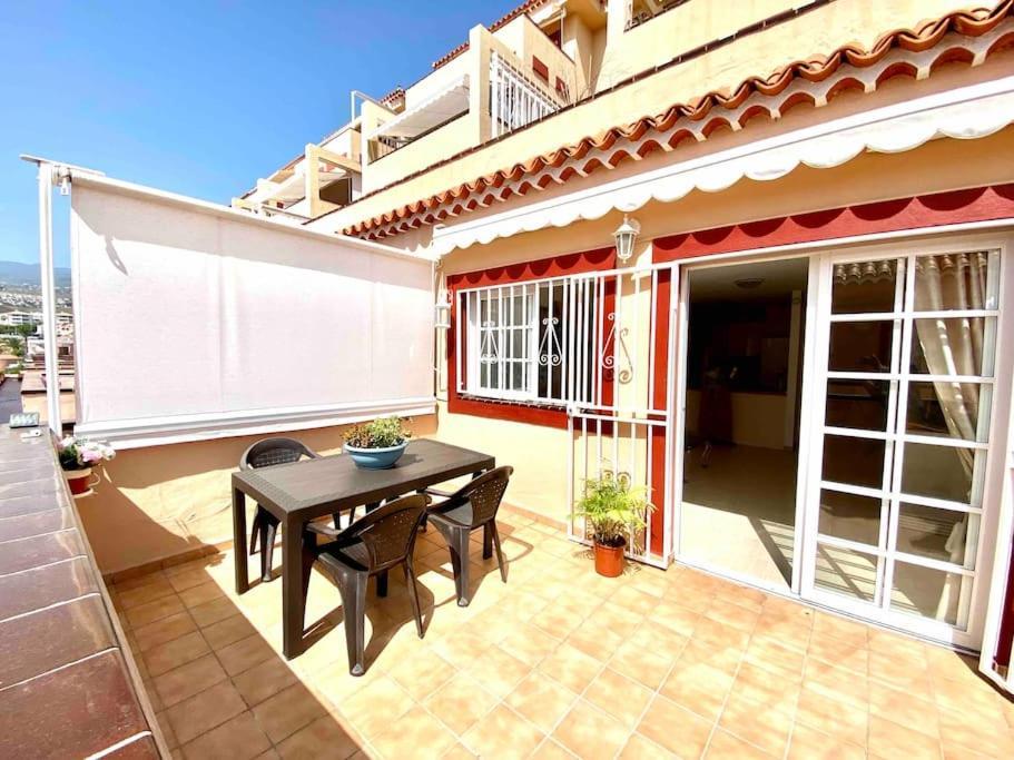 Confortable Y Centrico Los Cristianos  Exterior foto